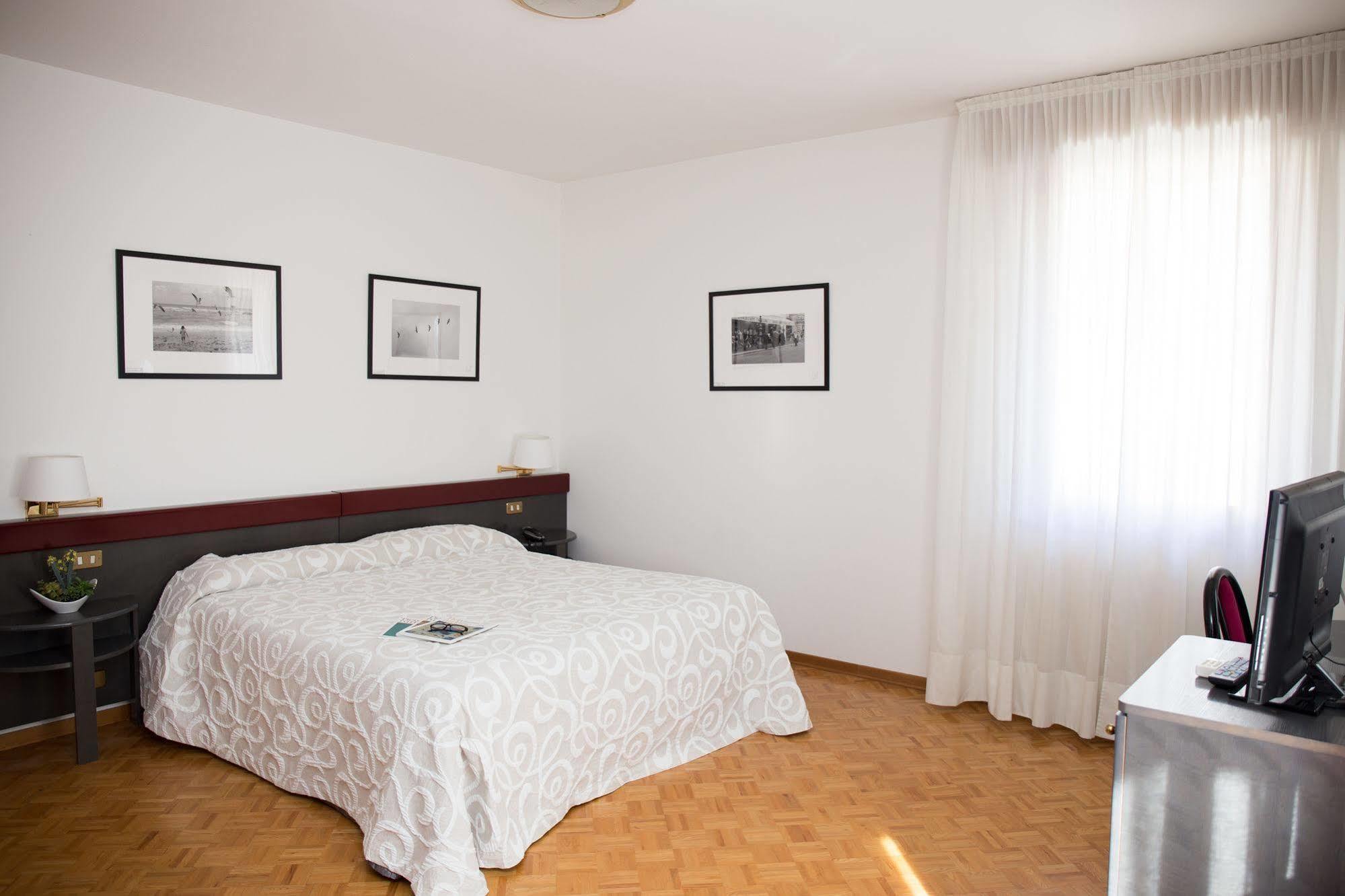 Hotel Pittini Gemona del Friuli Exterior foto
